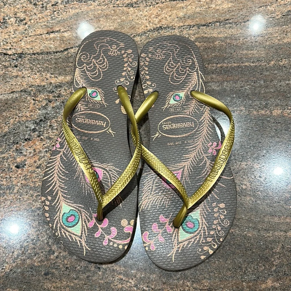 Havaianas Peacock Flip Flops - Picture 2 of 10